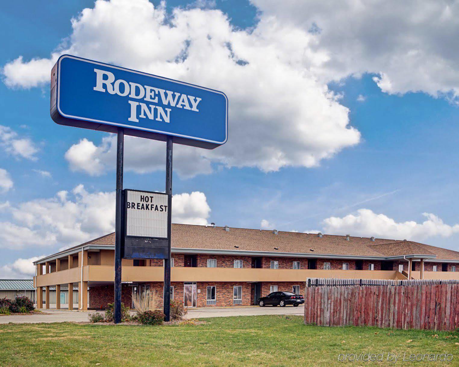 Rodeway Inn University District Lincoln Extérieur photo